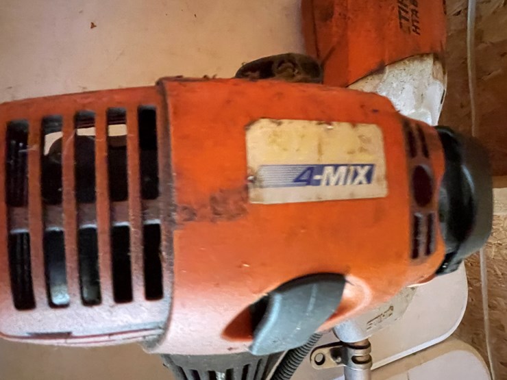 #3678-•-stihl-pole-chainsaws-image-12