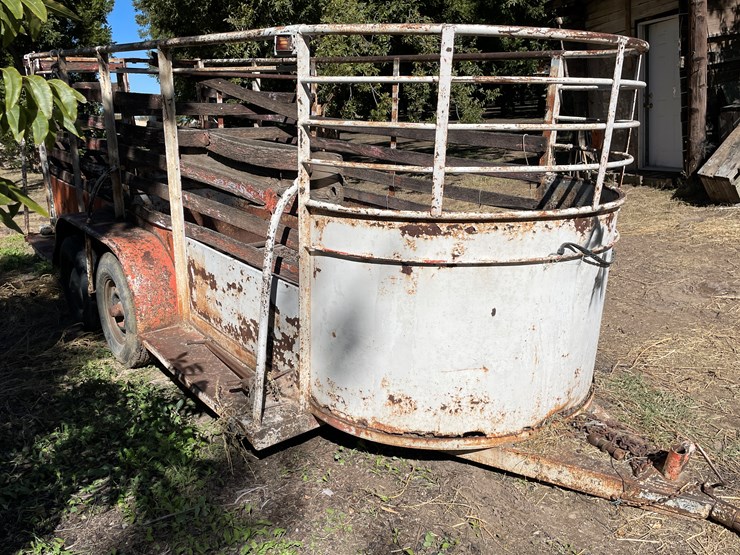 #3671-•-horse/cattle-tandem-axle-trailer-(no-title)-image-8