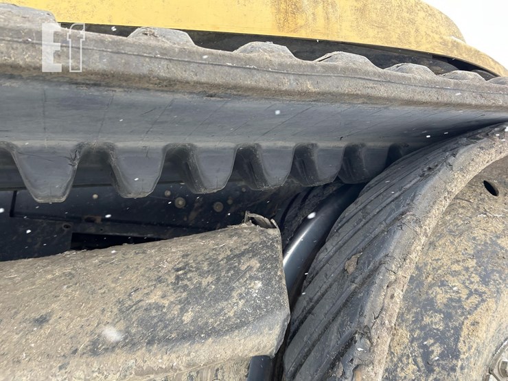 2004-challenger-mt855-image-37