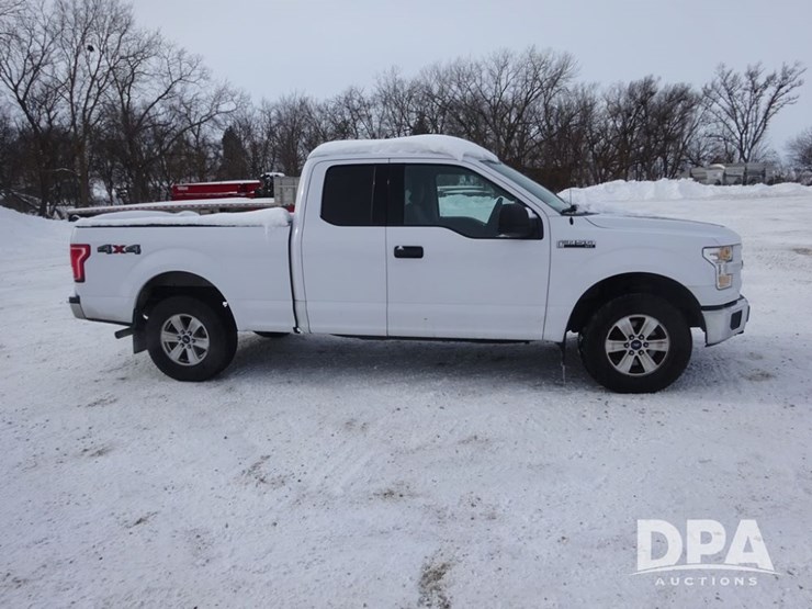 ford-f150-xlt-image-33