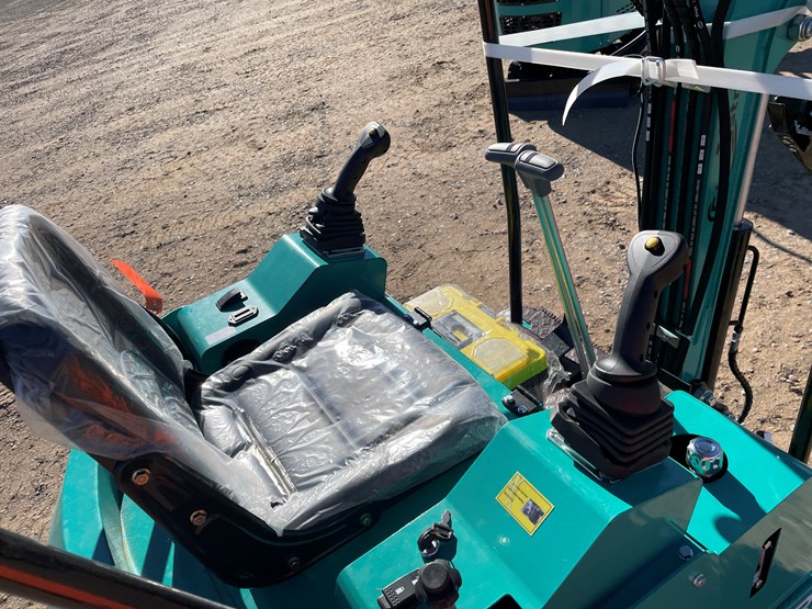#9284-•-unused-2025-cfg-mini-excavator-image-6