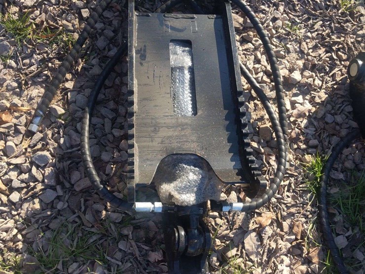 unused-3ton-hydraulic-thumb-clamp-model-#xj3t-image-1