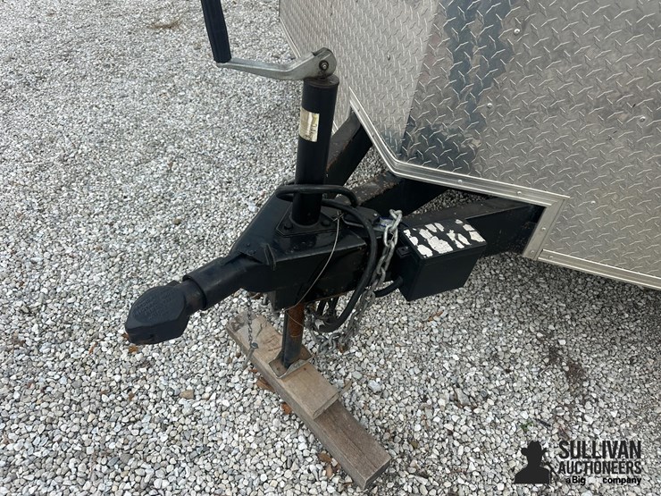 2024-family-trailers-t/a-enclosed-trailer-image-10