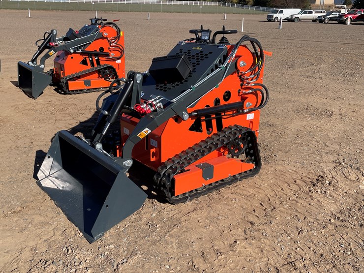 #9373-•-unused-2025-landhero-mini-skid-steer-image-1