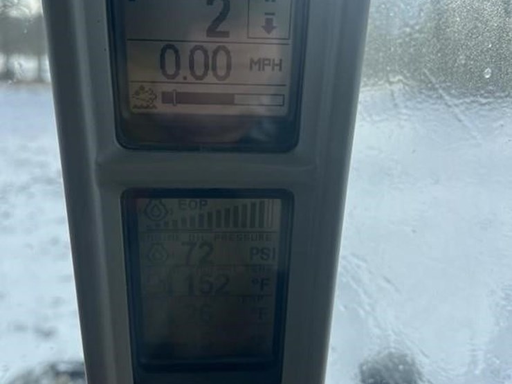 case-ih-magnum-260-image-22