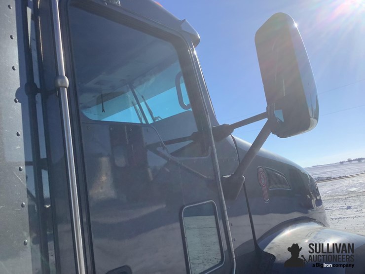 kenworth-t600-image-13