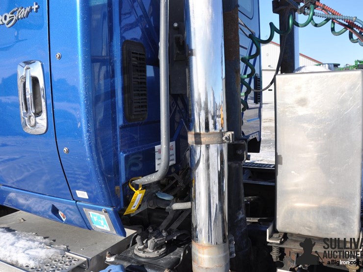 2014-international-prostar-image-18