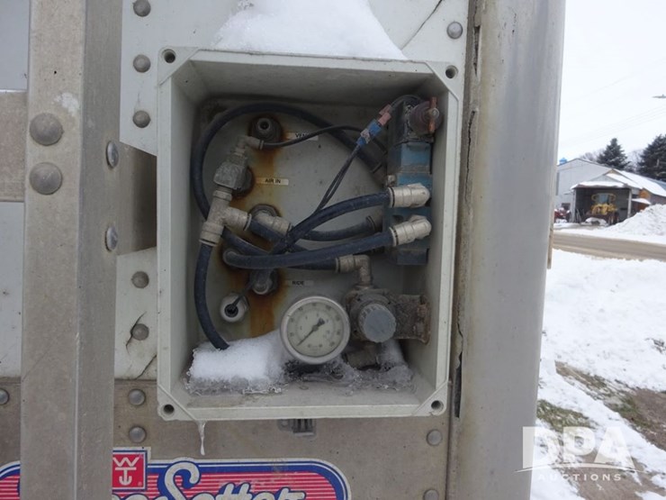 wilson-grain-trailer-image-68