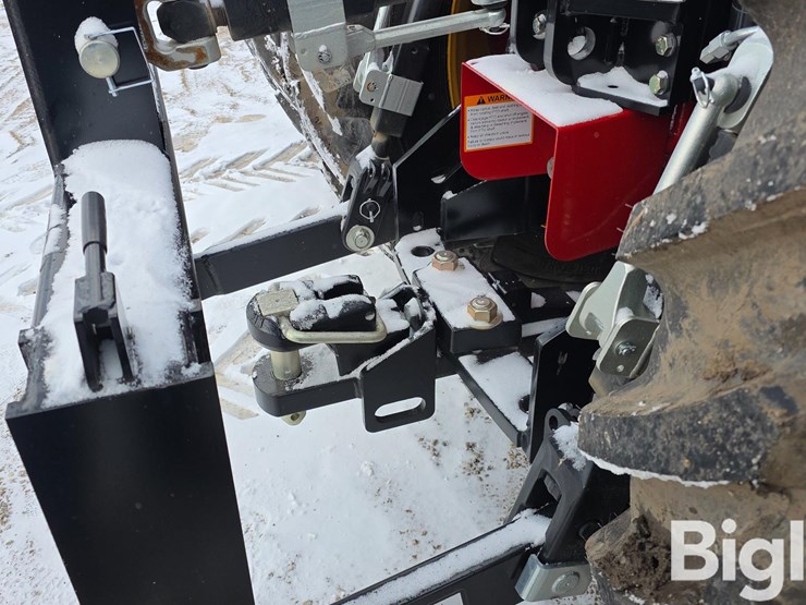 2023-versatile-430-4wd-tractor-image-14