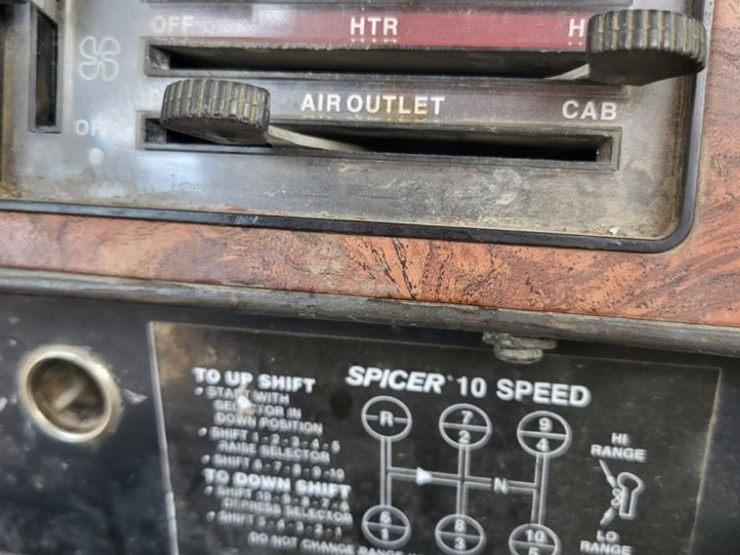 1997-international-9300-image-27