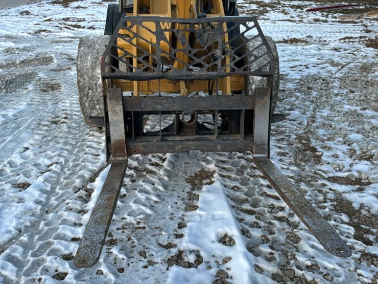 caterpillar-908h-image-12