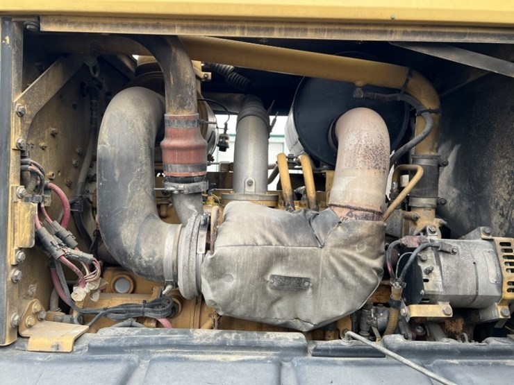 2006-caterpillar-160h-image-33