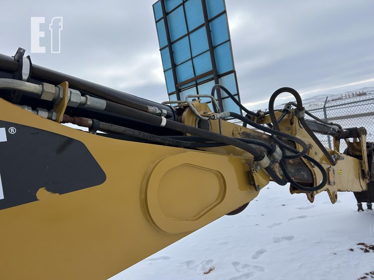 caterpillar-420e-image-79