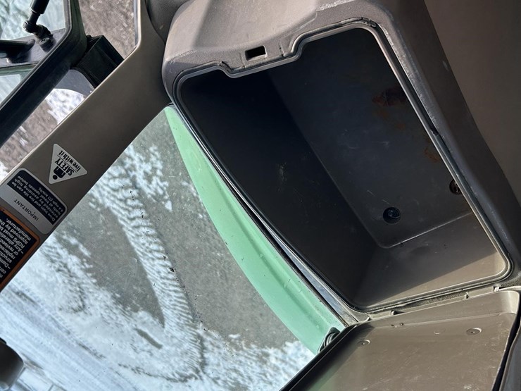 john-deere-7230-premium-image-53