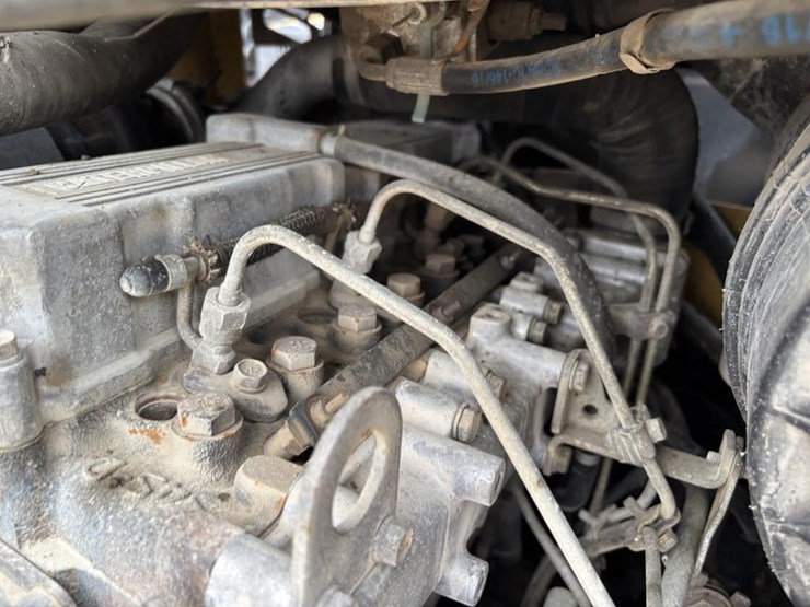 2006-caterpillar-246b-image-37