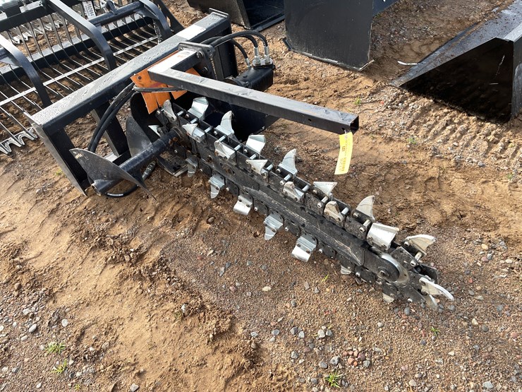 #2000-•-trencher-attachments-image-4