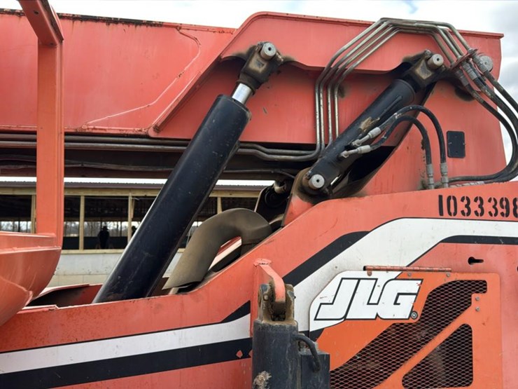 #107-•-2015-jlg-6042-telehandler-image-29