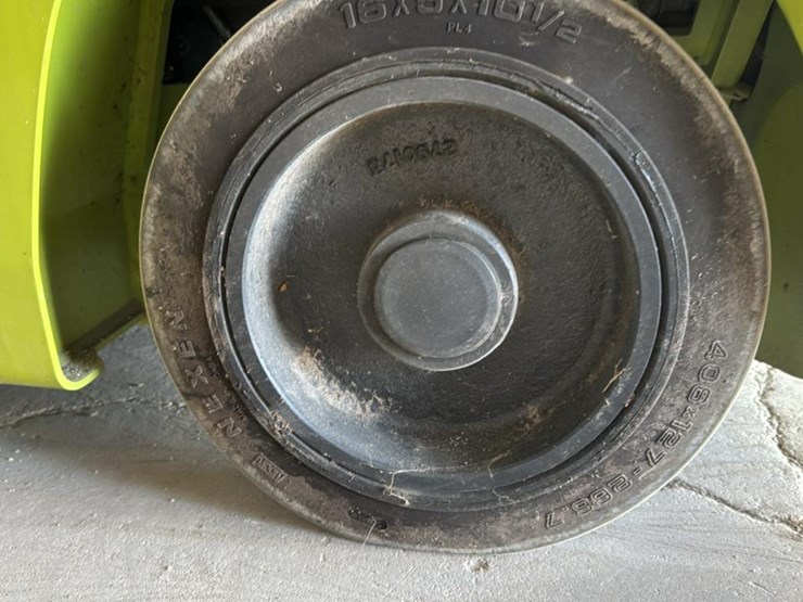 #112-•-2021-clark-s25cl-forklift-image-22