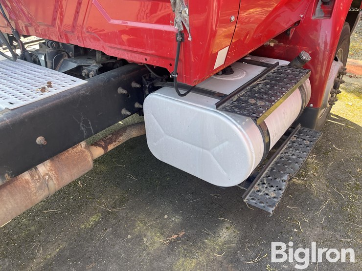 2007-international-durastar-4400-image-13