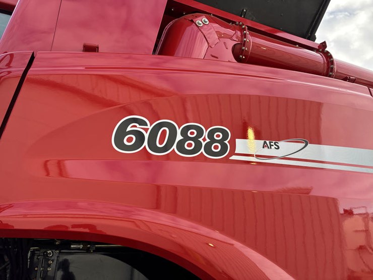 case-ih-6088-image-18