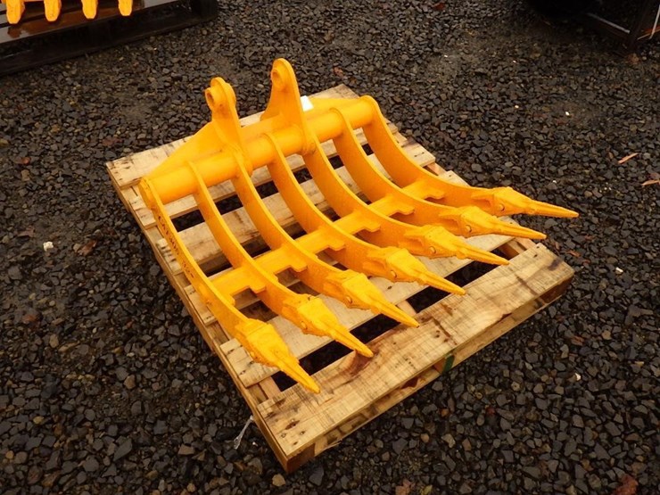 caterpillar-305-image-4