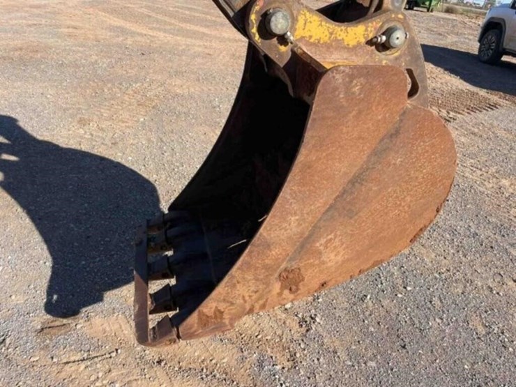 2015-deere-310sl-image-12