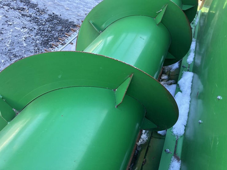 john-deere-630f-image-7