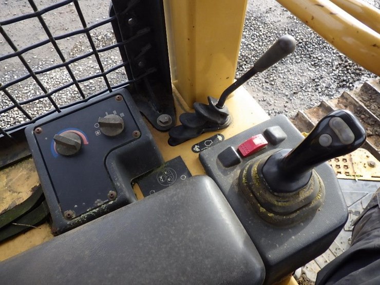 caterpillar-d4g-image-26