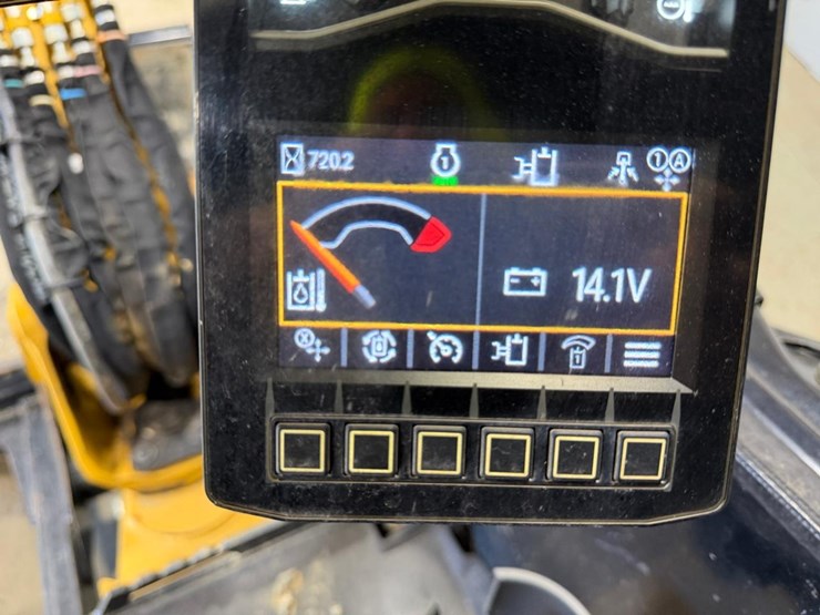 caterpillar-303cr-image-27