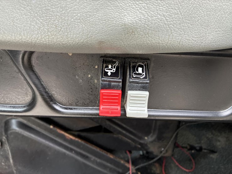 case-ih-7400-image-86