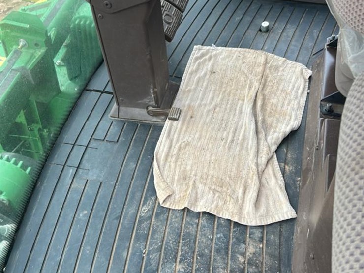 john-deere-cp690-image-62