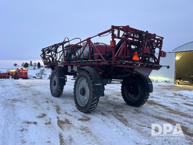 case-ih-patriot-3330-image-13