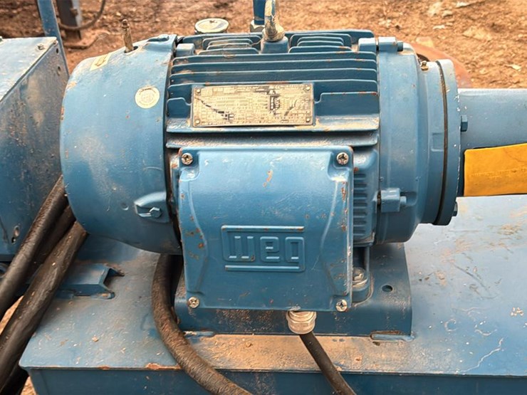 #166-•-2012-baker-dominator-stationary-bandmill-image-51