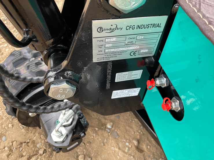#9232-•-2025-unused-cfg-mini-excavator-image-8