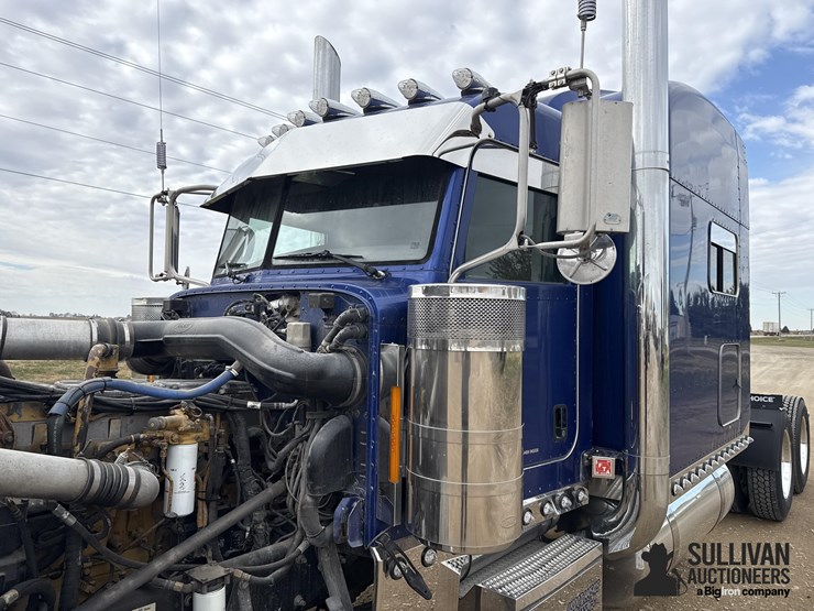 peterbilt-389-image-18