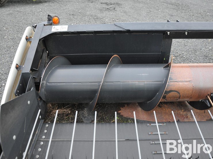 claas-450-swath-up-15'-pick-up-header-image-11