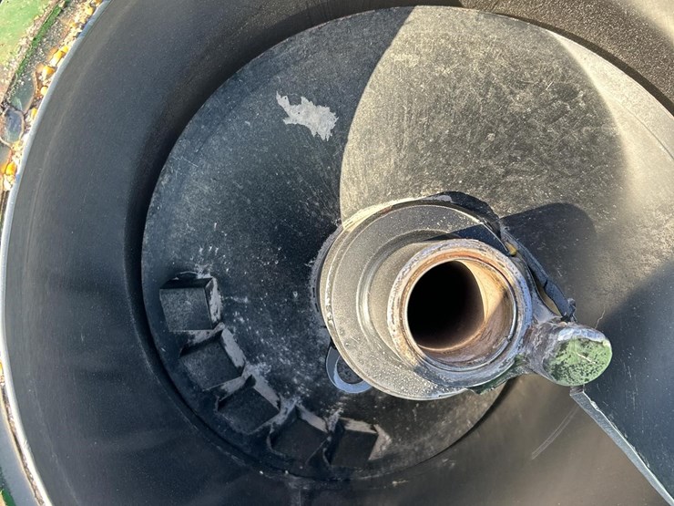 2010-parker-1348-image-50