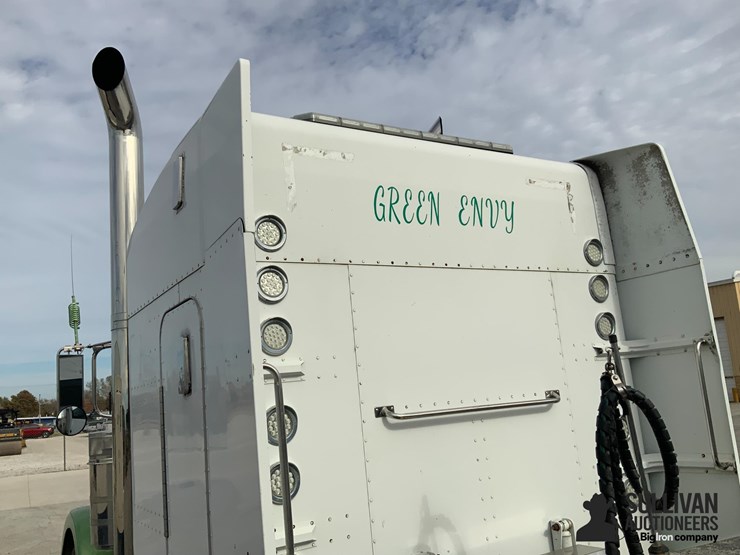 2006-peterbilt-379-image-20