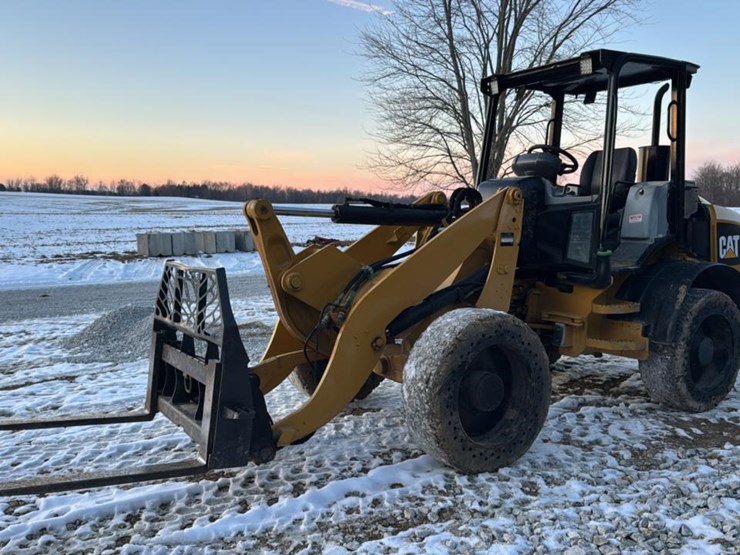 caterpillar-908h-image-1