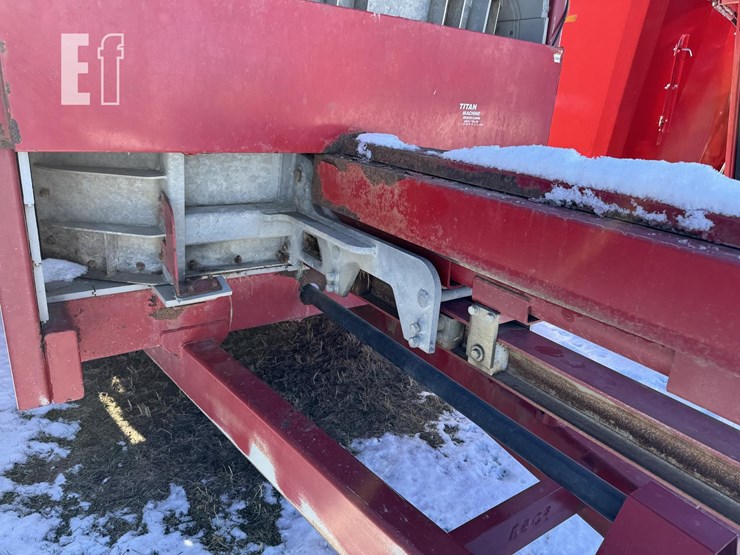 hagedorn-hydra-spread-extravert-5440-image-36