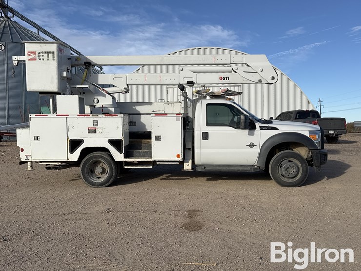 ford-f550-xlt-image-4