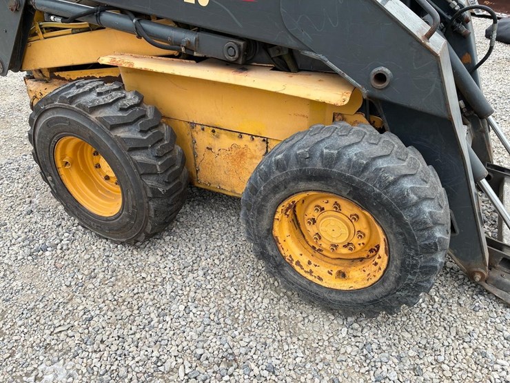 new-holland-ls180-image-11