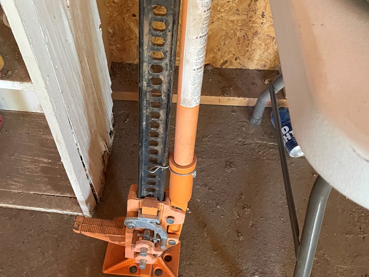 #3684-•-hi-lift-utility-jack-and-farm-jack-image-7
