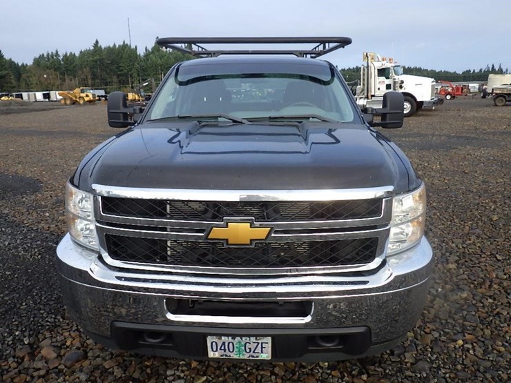 chevrolet-2500hd-image-2