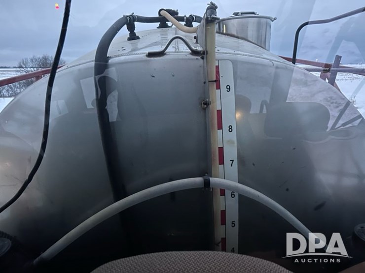 case-ih-patriot-3330-image-27