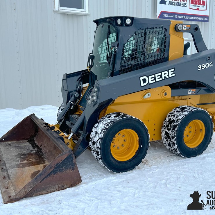 DEERE 330G