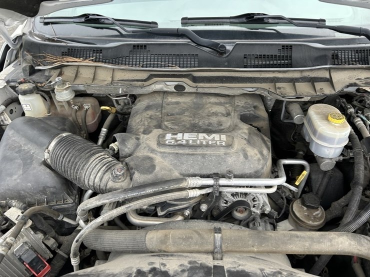 2018-dodge-2500-image-36