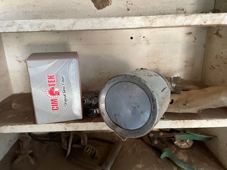 #3734-•-misc-tools,-hardware-and-shelf-image-4