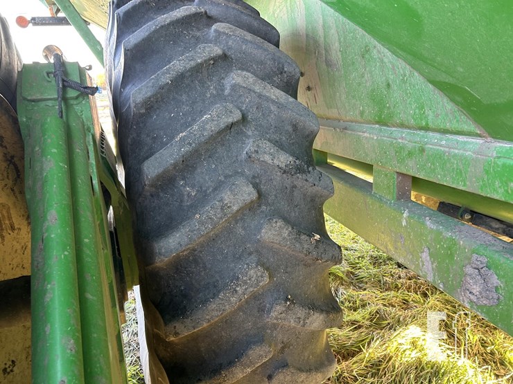 2010-parker-1348-image-18