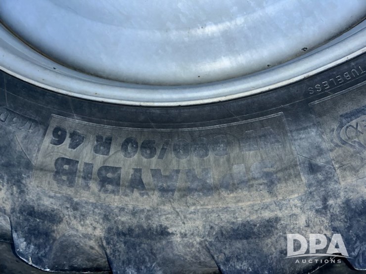 case-ih-patriot-3330-image-31